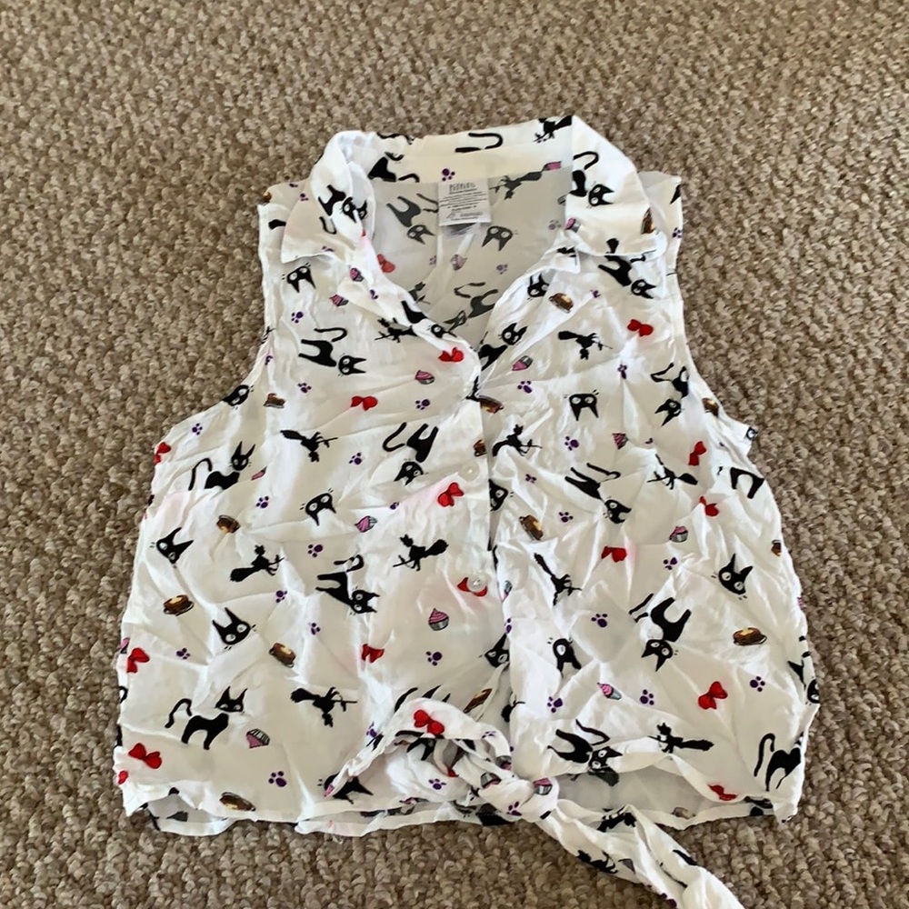Studio Ghibli top